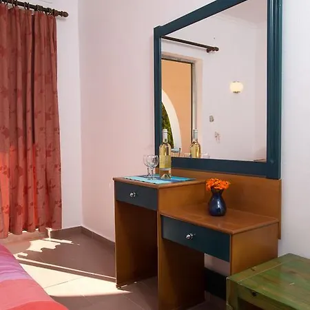 Blue Lagoon Apartament Roda (Corfu)
